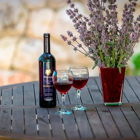 فيلة Hedera Estate Hedera Xiv Mrcevo