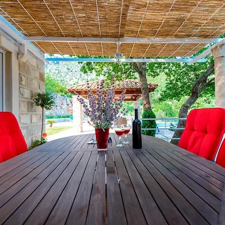 Hedera Estate Hedera Xiv فيلة