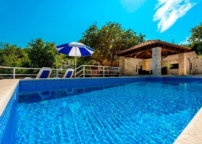 Hedera Estate Hedera Xiv *