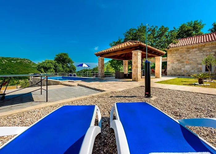 Hedera Estate Hedera Xiv