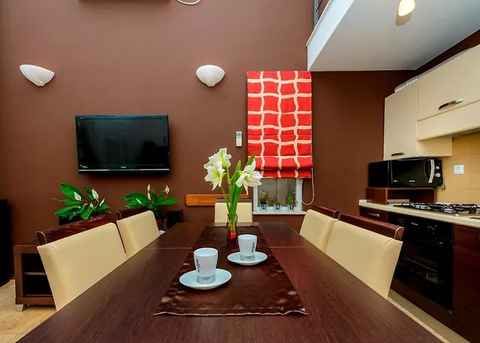 Hedera Estate Hedera Xiv * Mrčevo