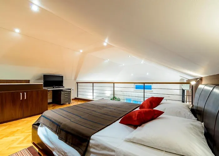 Hedera Estate Hedera Xiv