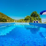 Villa Hedera Estate Hedera Xiv Mrčevo