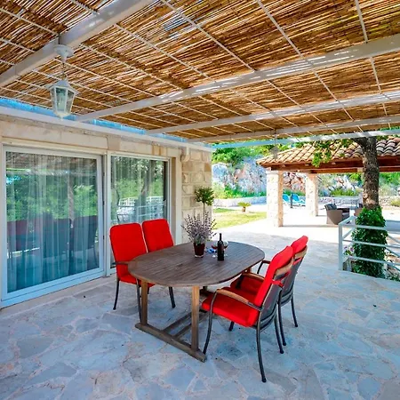 Villa Hedera Estate Hedera Xiv *